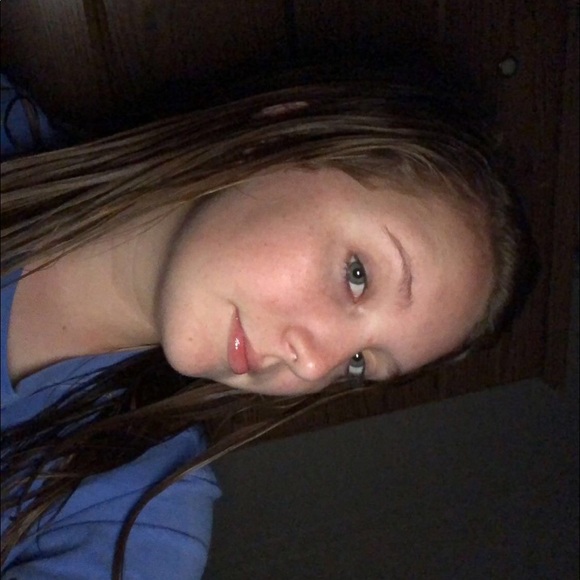 Meet your Posher, Taylor - Picture 1 of 1